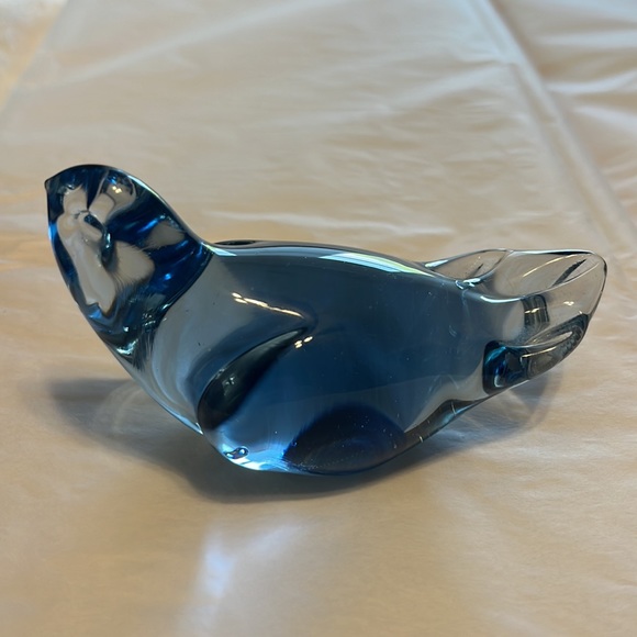 Blue Glass Bird Figure / Statue - Glass Blue Bird of Happiness - Picture 5 of 13